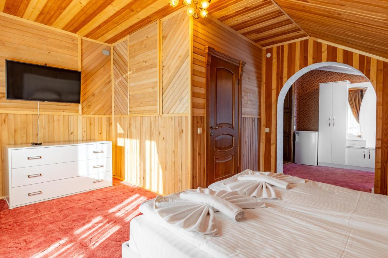 Zeleniy Bir Hotel Bukovel Ngoại thất bức ảnh