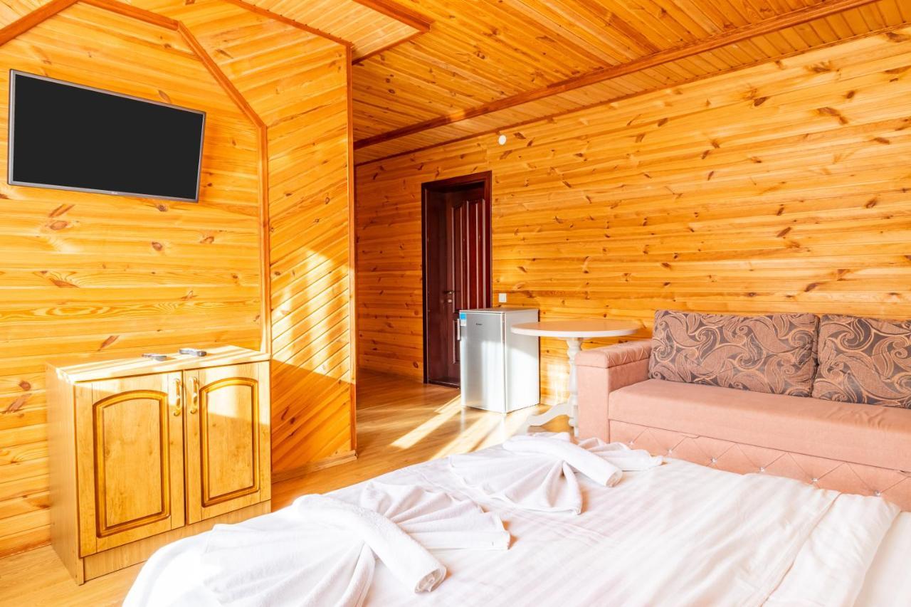 Zeleniy Bir Hotel Bukovel Ngoại thất bức ảnh